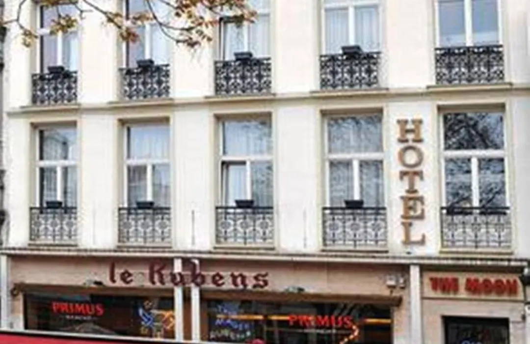 Hotel The Moon-1